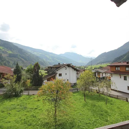 Spacious In Tyrol With Balcony Stumm